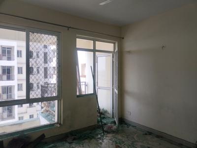 Living Room Image of 835 Sq.ft 2 BHK Apartment / Flat for sale in Jaypee Kosmos, Sector 133 Noida for Rs. 7800000
