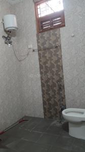 Bathroom Image of 500 Sq.ft 1 RK Builder Floor for rent in Indira Nagar Lucknow for Rs. 10000