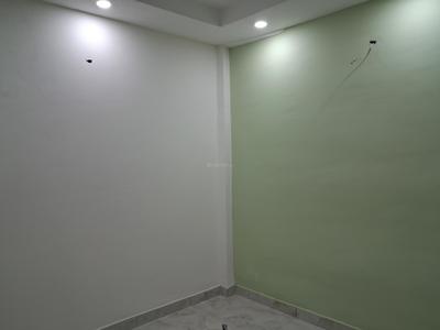 Bedroom Image of 1000 Sq.ft 2 BHK Apartment / Flat for sale in Avenue 1 by Investwell Homes	, Sector 73 Noida for Rs. 3800000