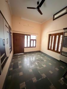 Bedroom Image of 1800 Sq.ft 3 BHK Builder Floor for rent in Sigra Varanasi for Rs. 28000