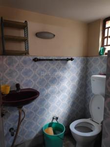 Bathroom Image of 800 Sq.ft 2 BHK Apartment / Flat for rent in Paschim Putiary Kolkata for Rs. 15000