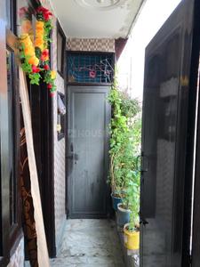 Balcony Image of 400 Sq.ft 2 BHK Builder Floor for sale in Sector 4 Rohini New Delhi for Rs. 1500000