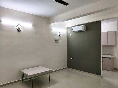 Living Room Image of 1300 Sq.ft 3 BHK Apartment / Flat for rent in Pyramid Infinity, Sector 70 Gurgaon for Rs. 25000