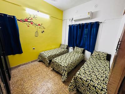 Bedroom Image of Shivaa PG in Navrangpura, Ahmedabad
