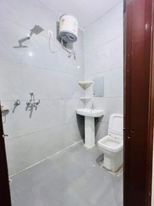 Bathroom Image of 785 Sq.ft 2 BHK Builder Floor for rent in Sector 127 Mohali for Rs. 18000