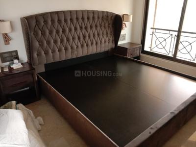 Bedroom Image of 2500 Sq.ft 3 BHK Duplex for rent in Khar West Mumbai for Rs. 625000