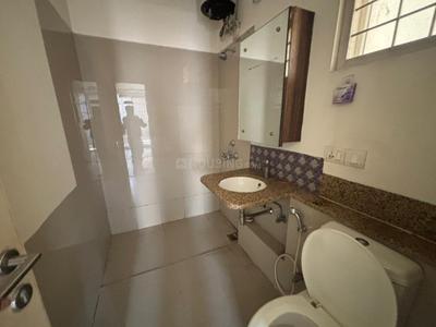 Bathroom Image of 2000 Sq.ft 3 BHK Apartment / Flat for rent in Emaar Emerald Hill, Sector 65 Gurgaon for Rs. 48000
