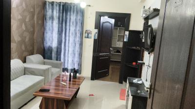 Living Room Image of 585 Sq.ft 1 BHK Apartment / Flat for rent in Aditya Urban Homes, Bamheta Village Ghaziabad for Rs. 17000