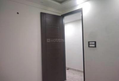 Bedroom Image of 1000 Sq.ft 3 BHK Builder Floor for sale in Govindpuri New Delhi for Rs. 6200000