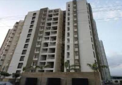Image of 1050 Sq.ft 2 BHK Apartment / Flat for rent in Majestique Imperia, Fursungi, Pune for Rs. 18000