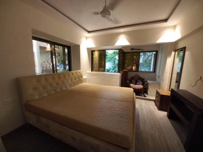 Bedroom Image of 960 Sq.ft 2 BHK Apartment / Flat for sale in Khar West Mumbai for Rs. 45000000