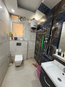 Bathroom Image of 700 Sq.ft 2 BHK Apartment / Flat for sale in Shree Vardhman Mantra, Sector 67 Gurgaon for Rs. 8000000