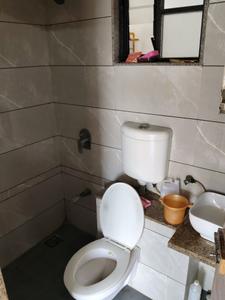 Common Bathroom Image of 1106 Sq.ft 2 BHK Apartment / Flat for rent in Orchid Blues, Shela Ahmedabad for Rs. 20000