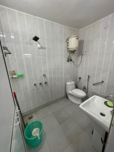 Image of 720 Sq.ft 2 BHK Builder Floor for rent in Shalimar Bagh, New Delhi for Rs. 23000