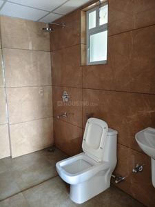 Bathroom Image of 1490 Sq.ft 3 BHK Apartment / Flat for sale in Olive Ourania, Edappally Kochi for Rs. 12500000