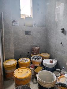Common Bathroom Image of 850 Sq.ft 2 BHK Apartment / Flat for sale in Sultanpur New Delhi for Rs. 6500000
