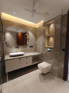 Bathroom Image of 3200 Sq.ft 4.5 BHK Builder Floor for sale in Independent Floors At DLF City Phase IV, DLF Phase 4 Gurgaon for Rs. 47500000