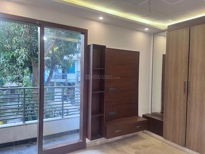 Bedroom Image of 950 Sq.ft 2 BHK Builder Floor for sale in Ramesh Nagar New Delhi for Rs. 15500000