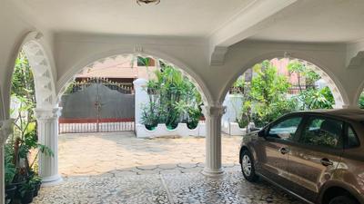 Balcony Image of 3250 Sq.ft 5 BHK Independent House for sale in Saligramam Chennai for Rs. 64500000