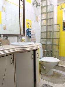 Common Bathroom Image of 1460 Sq.ft 3 BHK Apartment / Flat for sale in Ballygunge Kolkata for Rs. 17500000