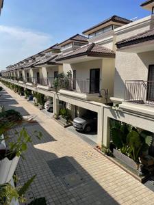 Image of 2620 Sq.ft 4 BHK Villa for rent in Medavakkam, Chennai for Rs. 90000