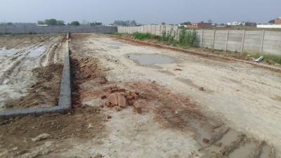 Image of 950 Sq.ft Residential Plot / Land for sale in Babatpur, Varanasi for Rs. 2375000