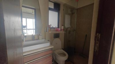 Bathroom Image of 600 Sq.ft 1 BHK Apartment / Flat for rent in Omkar Vive, Kurla West Mumbai for Rs. 64999