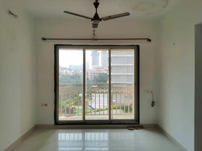 Living Room Image of 680 Sq.ft 1 BHK Apartment / Flat for sale in Rosa Royale, Hiranandani Estate Thane for Rs. 8500000
