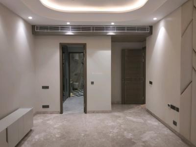 Bedroom Image of 8100 Sq.ft 4 BHK Builder Floor for sale in Model Town New Delhi for Rs. 110000000
