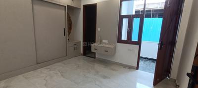 Bedroom Image of 2000 Sq.ft 3 BHK Builder Floor for rent in Vivek Vihar New Delhi for Rs. 51000