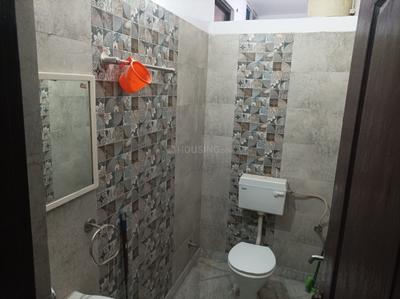 Bathroom Image of 1650 Sq.ft 2 BHK Builder Floor for rent in Aman Vihar Dehradun for Rs. 28000