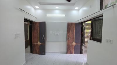 Bedroom Image of 650 Sq.ft 2 BHK Apartment / Flat for rent in Pitampura New Delhi for Rs. 22500