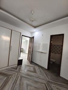 Bedroom Image of 1300 Sq.ft 2 BHK Builder Floor for rent in Palam Vihar Gurgaon for Rs. 32000