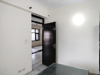 Bedroom Image of 1800 Sq.ft 3 BHK Apartment / Flat for rent in Satyam Apartment by Satyam Developers , Sector 18 Dwarka New Delhi for Rs. 49000
