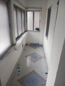 Balcony Image of 450 Sq.ft 2 BHK Apartment / Flat for rent in Picnic Garden Kolkata for Rs. 12000