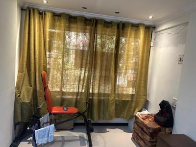 Bedroom Image of 697 Sq.ft 2 BHK Apartment / Flat for sale in Prabhadevi Mumbai for Rs. 31000000
