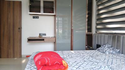Bedroom Image of 1400 Sq.ft 2 BHK Apartment / Flat for rent in Palanpur Surat for Rs. 27000