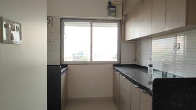 Kitchen Image of 750 Sq.ft 2 BHK Apartment / Flat for rent in Raoji Sojpal Building, Dadar West Mumbai for Rs. 90000