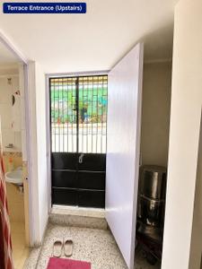 Hall Image of 1800 Sq.ft 3 BHK Penthouse for sale in  Gangotri Apartments, Vastrapur Ahmedabad for Rs. 9500000
