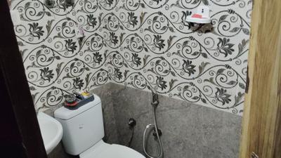 Bathroom Image of 550 Sq.ft 1 BHK Builder Floor for sale in Ambuj City, Nai Basti Dundahera Ghaziabad for Rs. 2000000