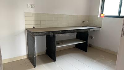 Kitchen Image of 500 Sq.ft 1 BHK Apartment / Flat for rent in Clover Trump, Sangamvadi Pune for Rs. 26000