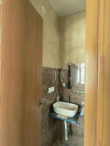 Bathroom Image of 1250 Sq.ft 3 BHK Builder Floor for rent in Vidyaranyapura Bengaluru for Rs. 32000