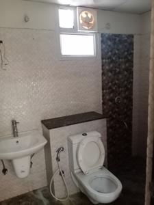 Bathroom Image of 1450 Sq.ft 2 BHK Apartment / Flat for rent in Jupiter Maruti Forest, Shamsabad Agra for Rs. 25000