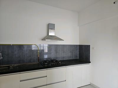 Kitchen Image of 1080 Sq.ft 2 BHK Apartment / Flat for rent in Kumar Primavera B6, Wadgaon Sheri Pune for Rs. 33000