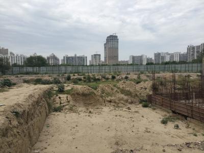 Image of 900 Sq.ft Residential Plot / Land for sale in Centrum Estates 76, Sector 76, Noida for Rs. 16200000