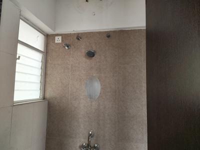 Bathroom Image of 650 Sq.ft 1 BHK Apartment / Flat for rent in Mantra Essence, Undri Pune for Rs. 13500