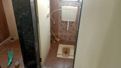 Bathroom Image of 690 Sq.ft 1 BHK Apartment / Flat for rent in Vrindavan Apartment, Old Sangvi Pune for Rs. 14000