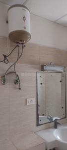 Bathroom Image of 1550 Sq.ft 3 BHK Apartment / Flat for sale in Shubhkamna Apartments, Sector 50 Noida for Rs. 23000000
