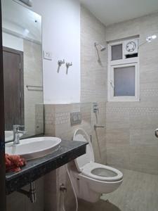 Common Bathroom Image of 1625 Sq.ft 3 BHK Apartment / Flat for sale in ATS Le Grandiose, Sector 150 Noida for Rs. 18800000