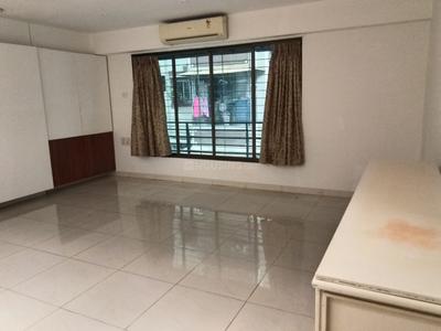 Hall Image of 1100 Sq.ft 3 BHK Apartment / Flat for sale in Aquarius Towers, Bandra West Mumbai for Rs. 52500000